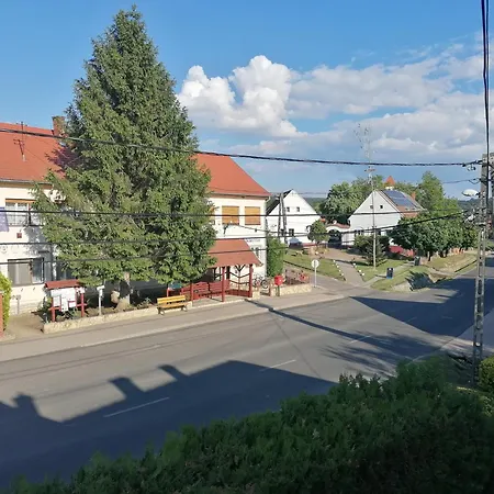 Gabriella Haz Holiday home Szolad