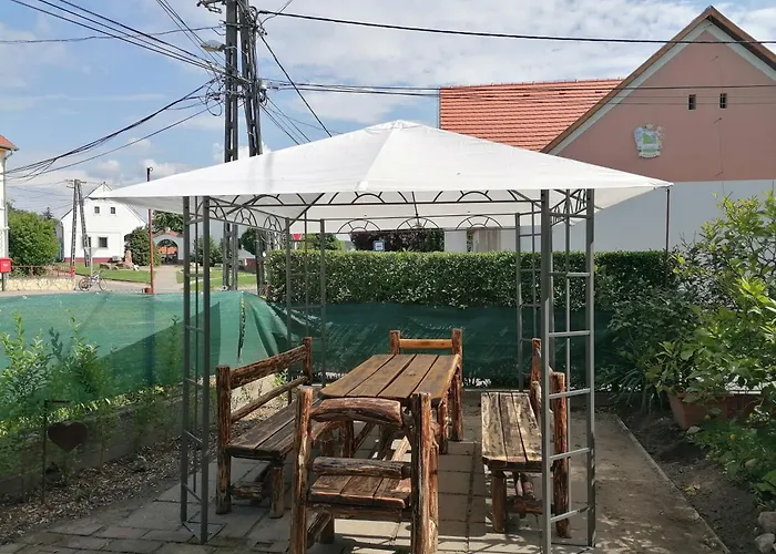 Gabriella Ház Casa de Férias Szolad